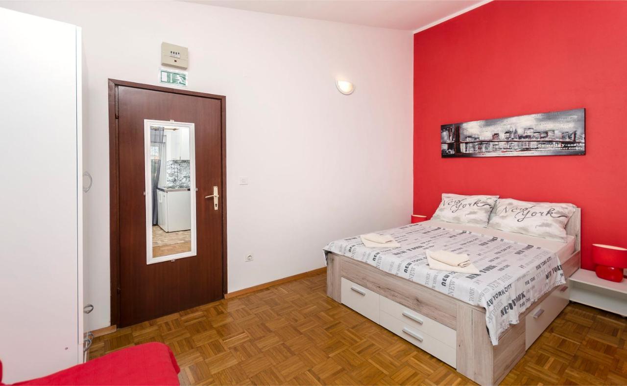 Apartments And Room Take It Easy Трибунь Экстерьер фото